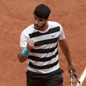 NikeCourt Slam Men's Dri-FIT ADV Tennis Top FZ6934-110